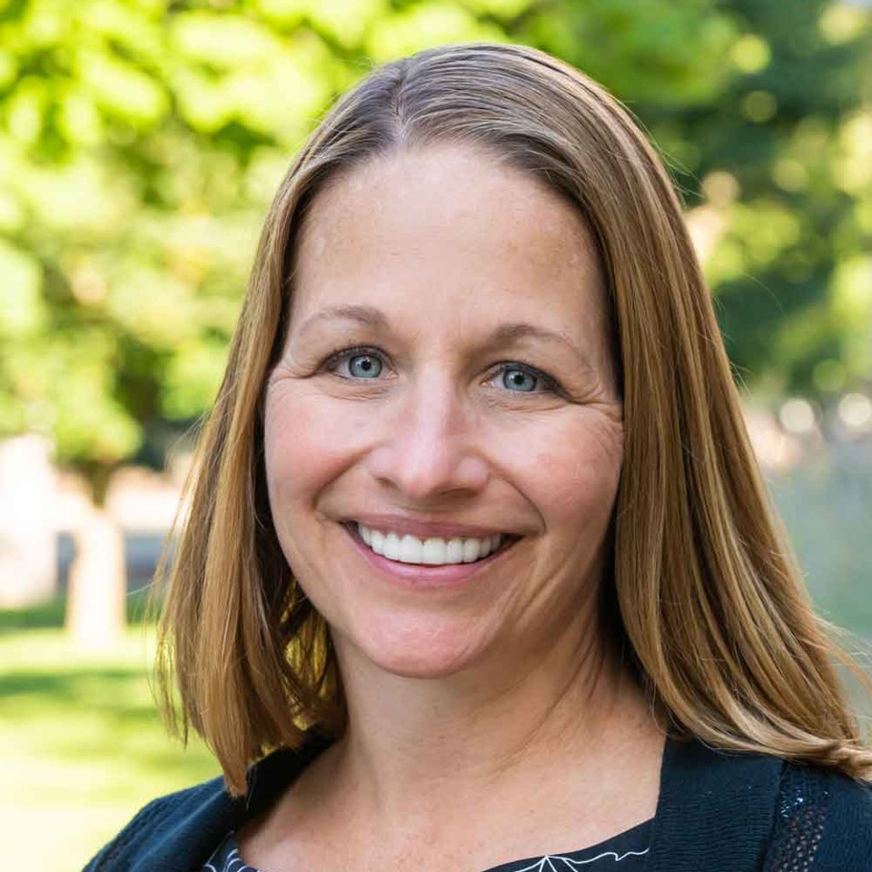 Headshot of Michelle Pearson-Smith
